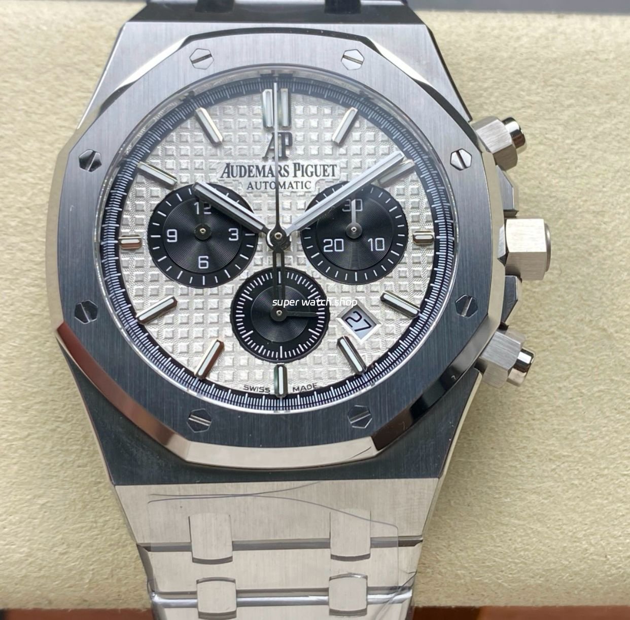 APW-Factory-Audemars-Piguet-Royal-Oak-Chronograph-26331STOO1220ST03-41mm-Full-Steel-Silve-3.jpg APW Factory Audemars Piguet Royal Oak Chronograph 26331ST.OO.1220ST.03 41mm Full Steel Silver Dial - Image 1