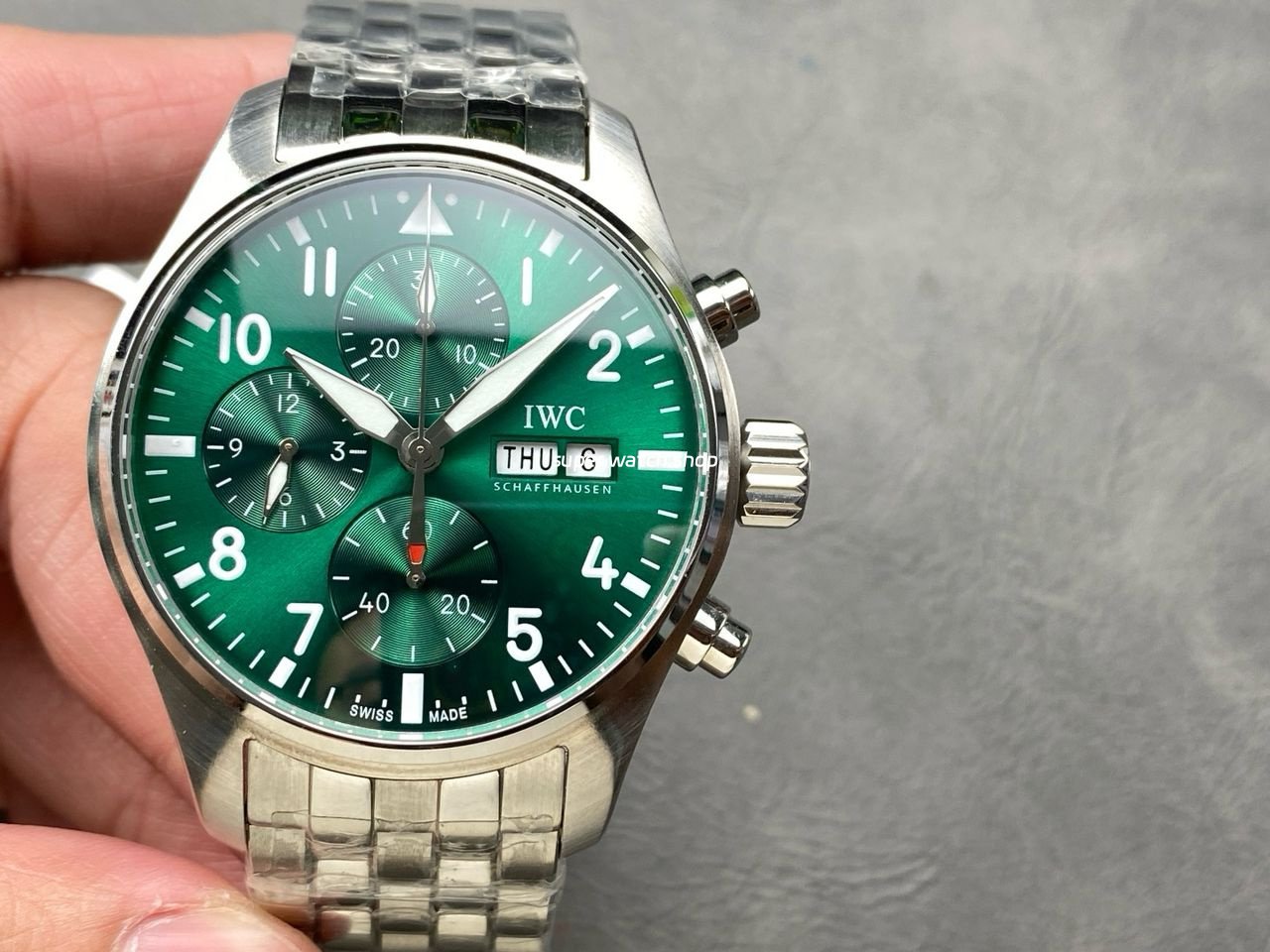 BLS-Factory-IWC-Pilot-Chronograph-IW388104-41mm-Full-Steel-Strap-Arabic-Numerals-Green-Dial-9.jpg BLS Factory IWC Pilot Chronograph IW388104 41mm Full Steel Strap Arabic Numerals Green Dial - Image 1