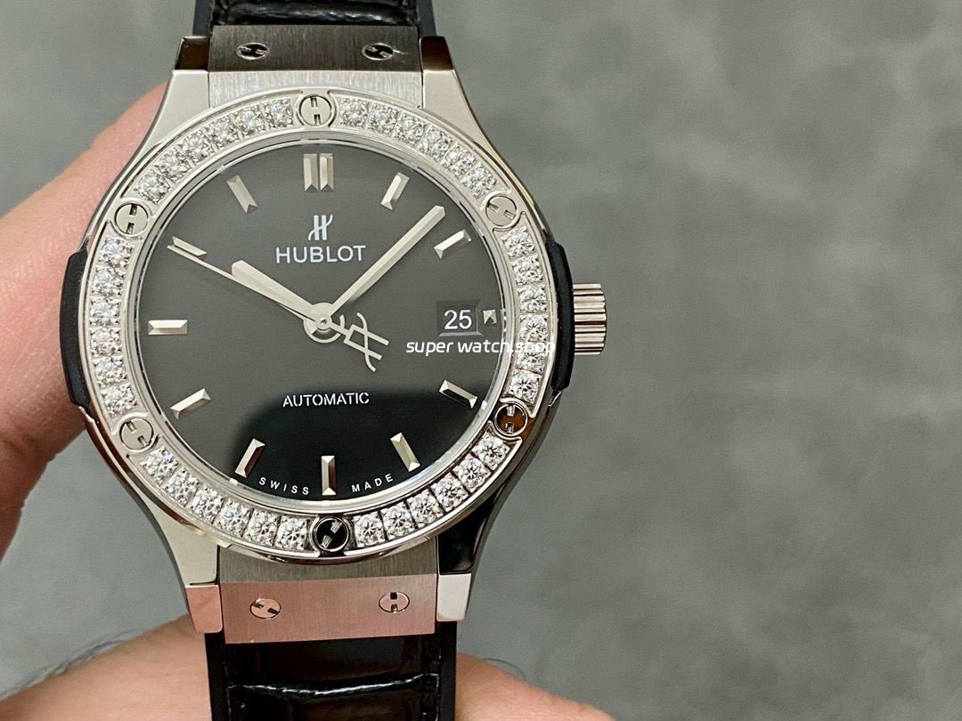 HB-Factory-Hublot-Classic-Fusion-565.NX_.1470.RX_.1204-38mm-Diamond-Bezel-Steel-Leather-6.jpg HB Factory Hublot Classic Fusion 565.NX.1470.RX.1204 38mm Diamond Bezel Steel Leather Strap Black Dial - Image 1