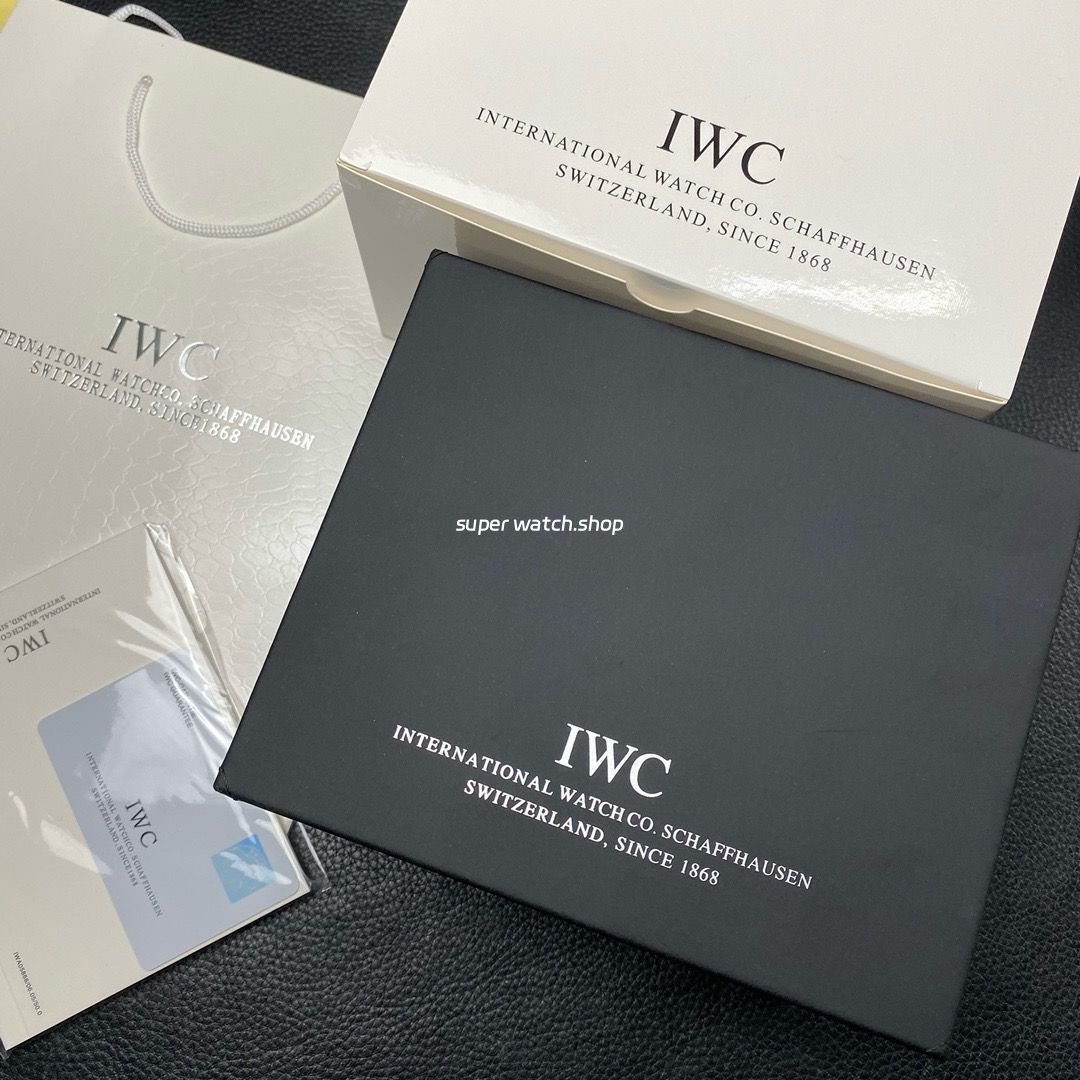 IWC-Box-Full-Set-2.jpeg IWC Box Full Set - Image 1