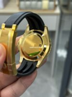 VS Factory Rolex Yacht-Master 226658 42mm Yellow Gold Oysterflex Black Dial - Image 5