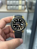 VS Factory Rolex Yacht-Master 226658 42mm Yellow Gold Oysterflex Black Dial
